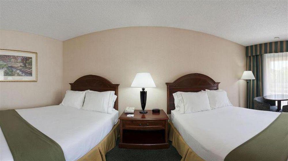 Fairfield Inn & Suites By Marriott Los Angeles Rosemead Exterior photo