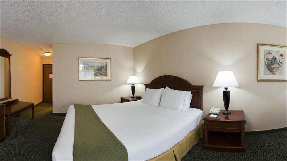 Fairfield Inn & Suites By Marriott Los Angeles Rosemead Exterior photo