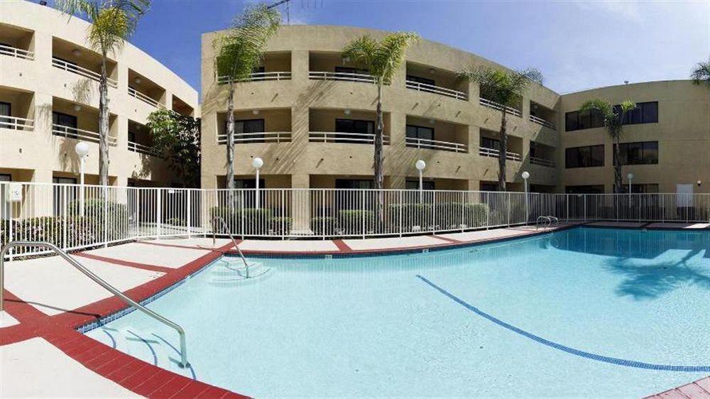 Fairfield Inn & Suites By Marriott Los Angeles Rosemead Exterior photo